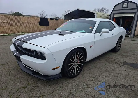 2014 Dodge Challenger Srt-8 z USA, uszkodzony, nr VIN 2C3CDYCJ0EH26306